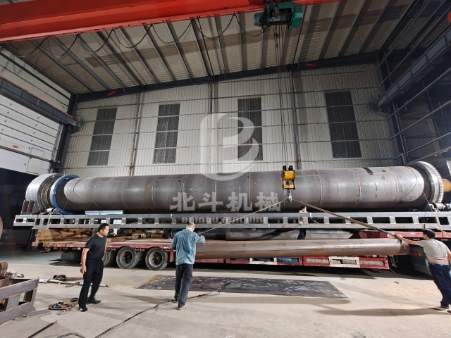 從早晨干到夜晚!烘干炭化設(shè)備連裝4車